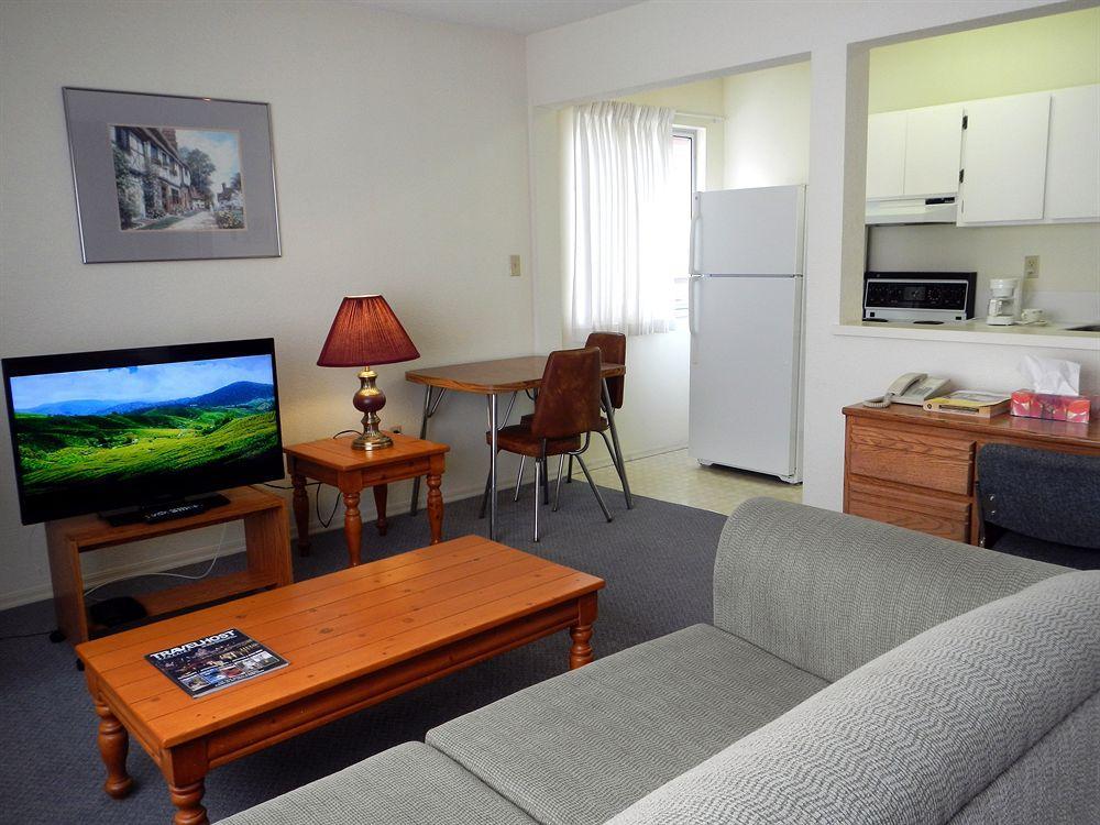 Mayfair Motel Βικτώρια Εξωτερικό φωτογραφία