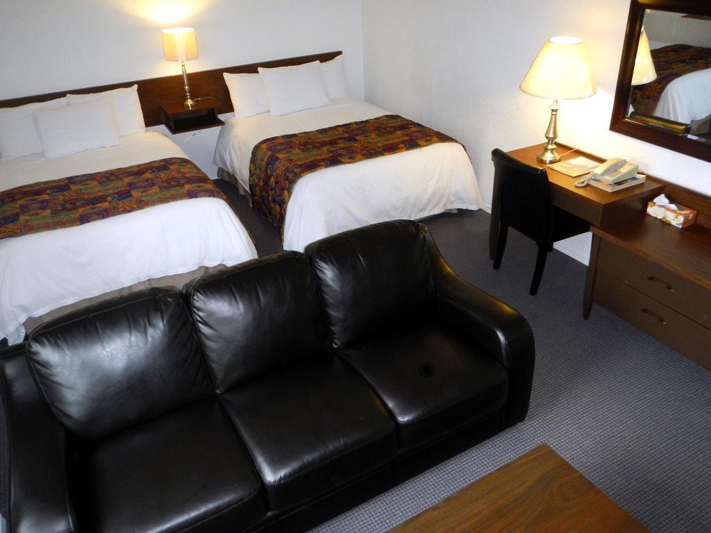Mayfair Motel Βικτώρια Εξωτερικό φωτογραφία