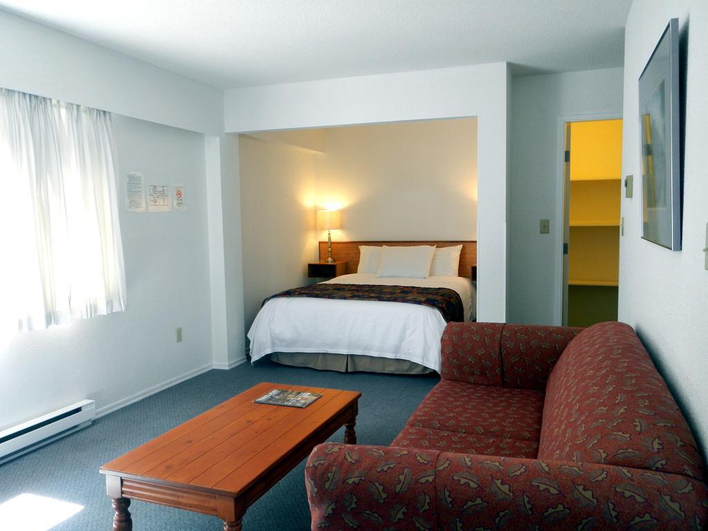 Mayfair Motel Βικτώρια Εξωτερικό φωτογραφία