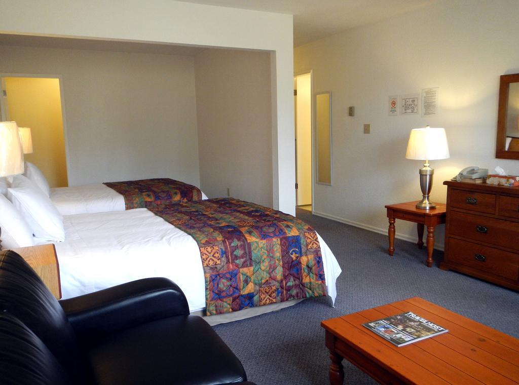 Mayfair Motel Βικτώρια Εξωτερικό φωτογραφία