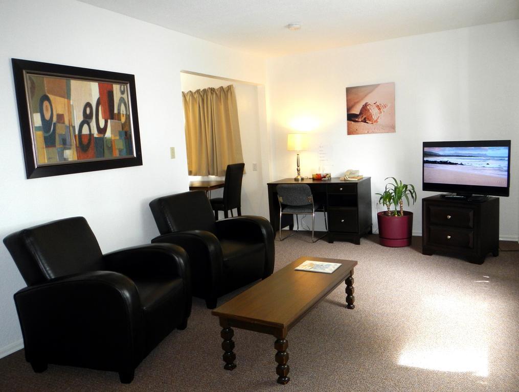 Mayfair Motel Βικτώρια Εξωτερικό φωτογραφία