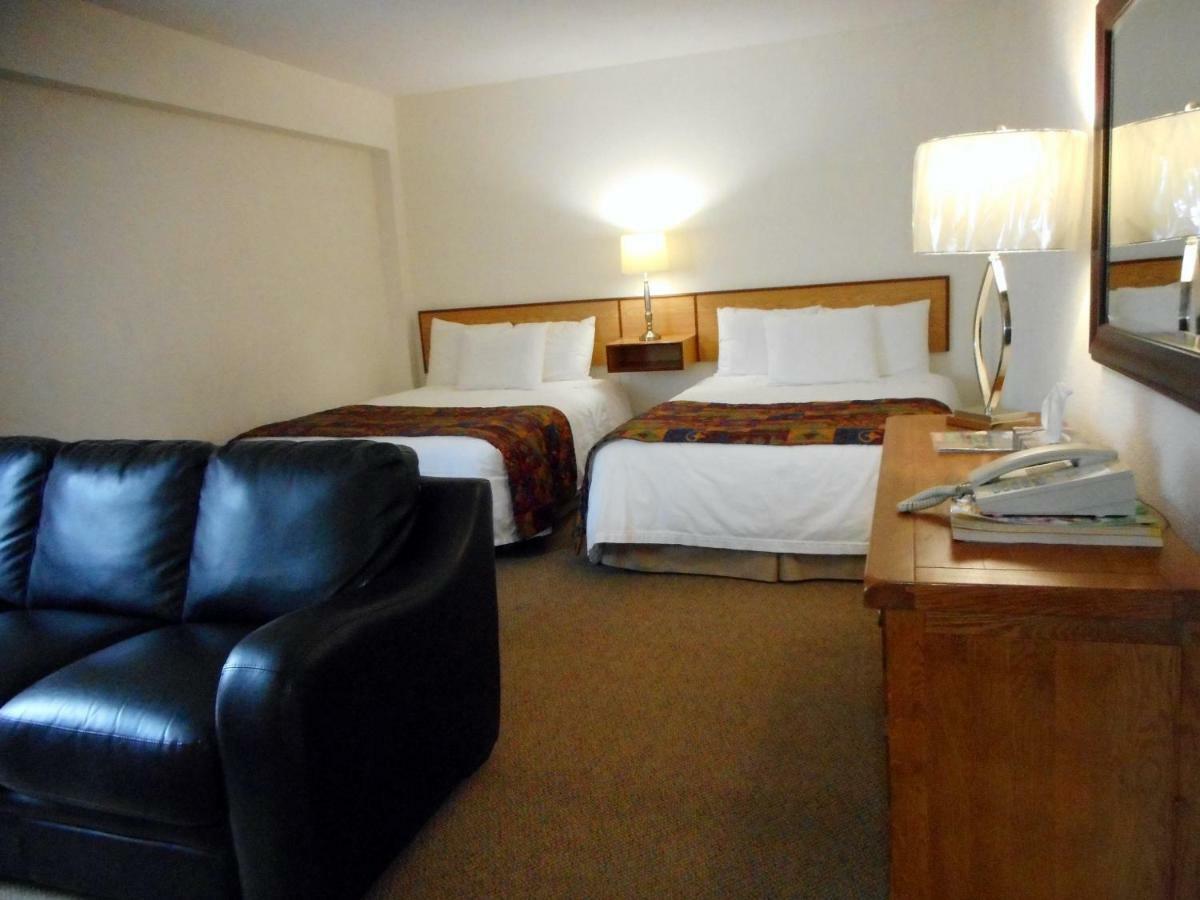 Mayfair Motel Βικτώρια Εξωτερικό φωτογραφία